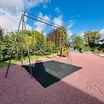 Maison Piscine Sauna Fitness Pickle Ball Salle Jeux Villa *