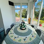 Maison Piscine Sauna Fitness Pickle Ball Salle Jeux