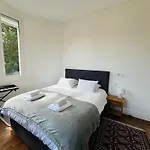 Villa Maison Piscine Sauna Fitness Pickle Ball Salle Jeux *