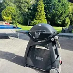 Maison Piscine Sauna Fitness Pickle Ball Salle Jeux Villa *