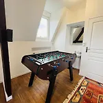 Maison Piscine Sauna Fitness Pickle Ball Salle Jeux Villa